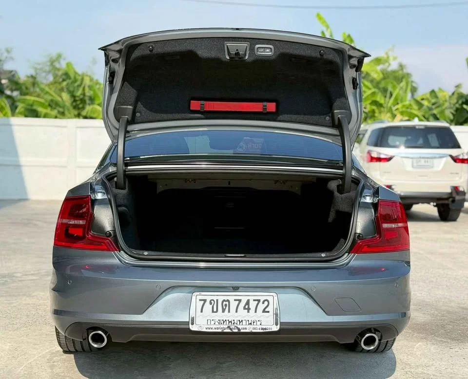 2017 Volvo S90 II 2