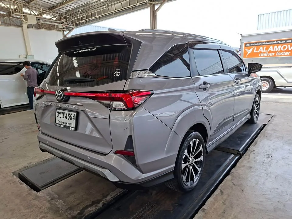 2022 Toyota Veloz III 2