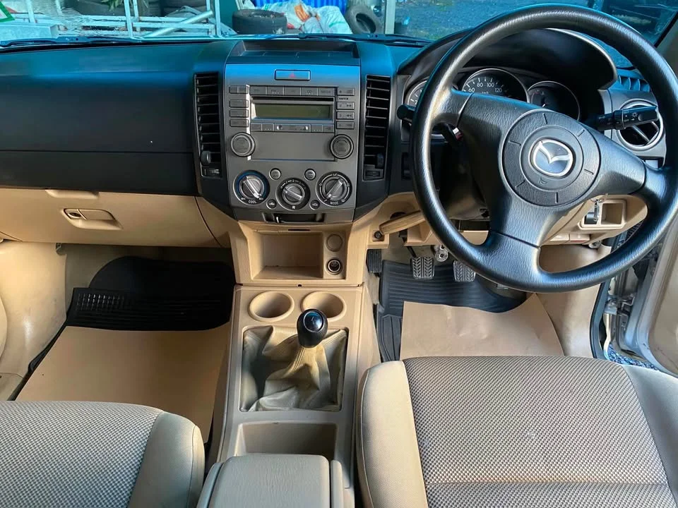 2012 Mazda BT-Series I 2