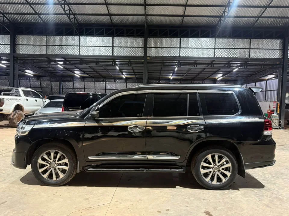 2012 Toyota Land Cruiser J200 2