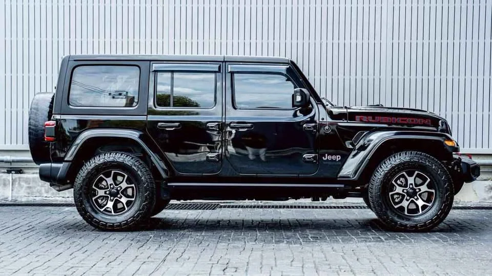 2021 Jeep Wrangler JL 3