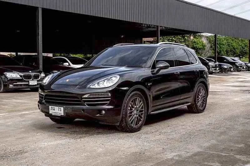 2012 Porsche Cayenne II 2