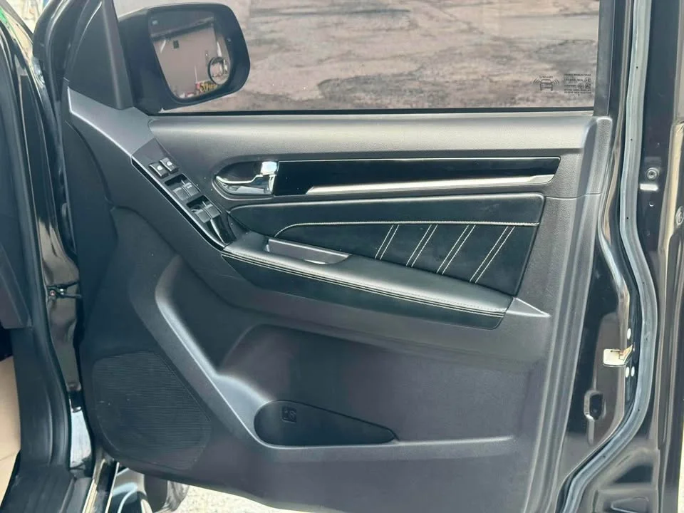 2019 Isuzu MU-X I 2
