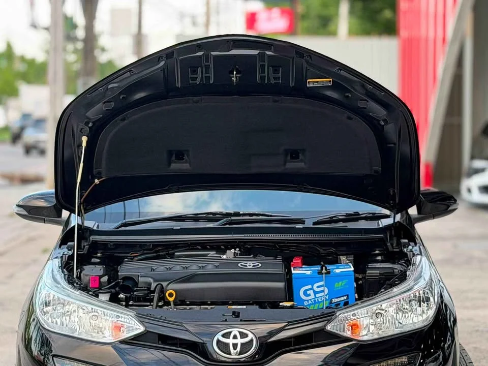 2017 Toyota Yaris ATIV III 3