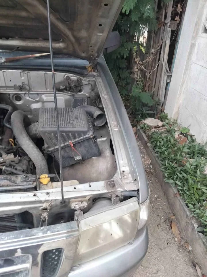 2004 Mazda 2500 Fighter V 3