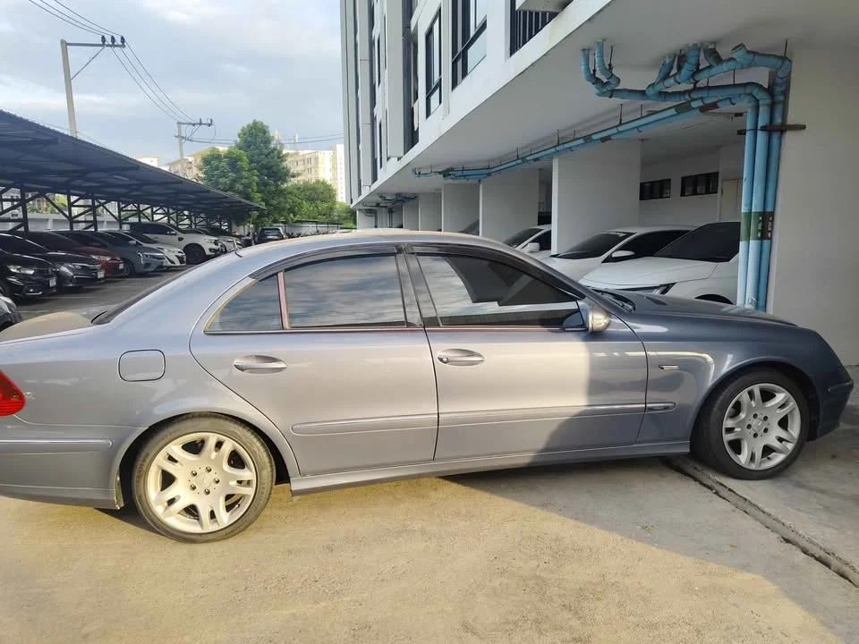 2004 Benz E-Class W211 3