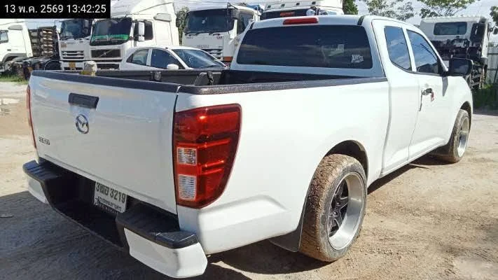 2021 Mazda BT-Series III 2