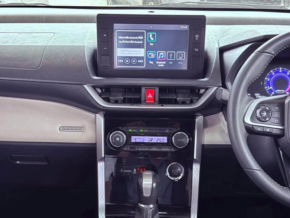 2023 Toyota Veloz III 2