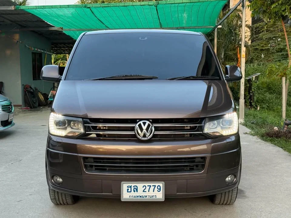 2013 Volkswagen Caravelle T5 3