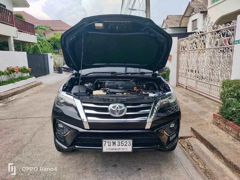 2017 Toyota Fortuner II 2