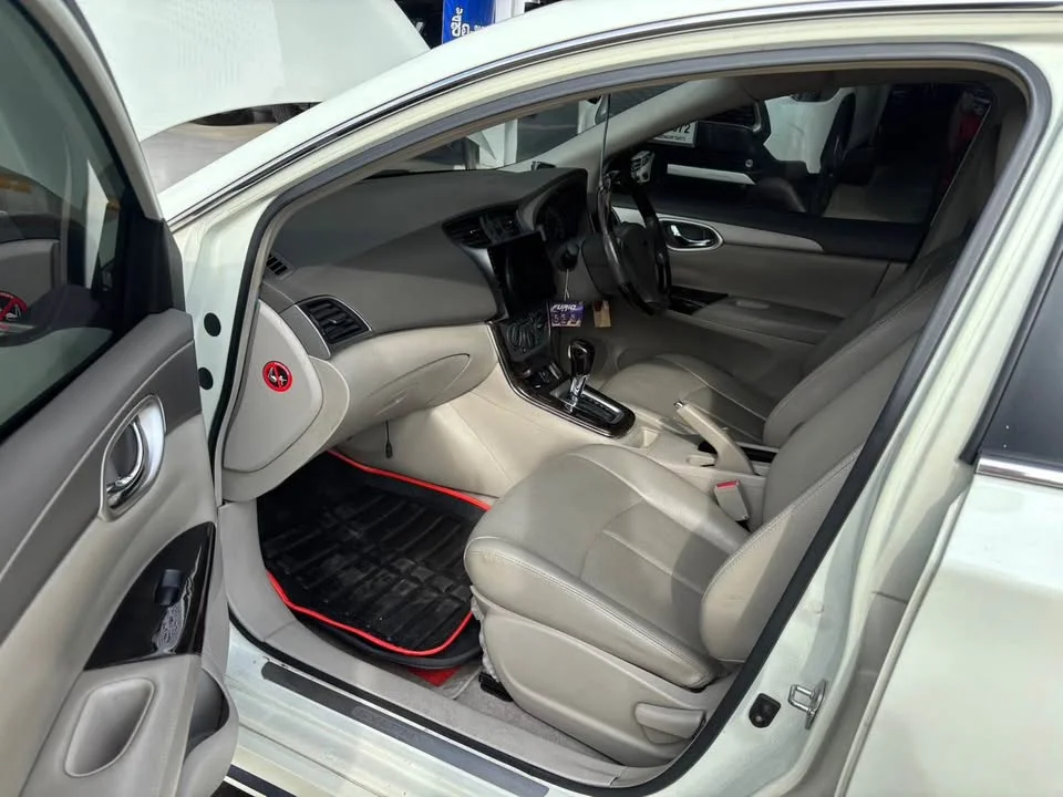 2012 Nissan Sylphy III (B17) 2