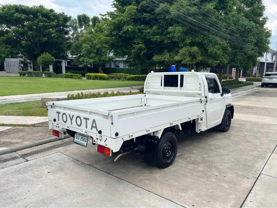 2025 Toyota Hilux Champ AN110 2