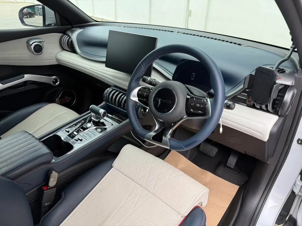 2023 BYD Atto 3 2