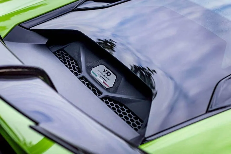 2020 Lamborghini Huracan 2