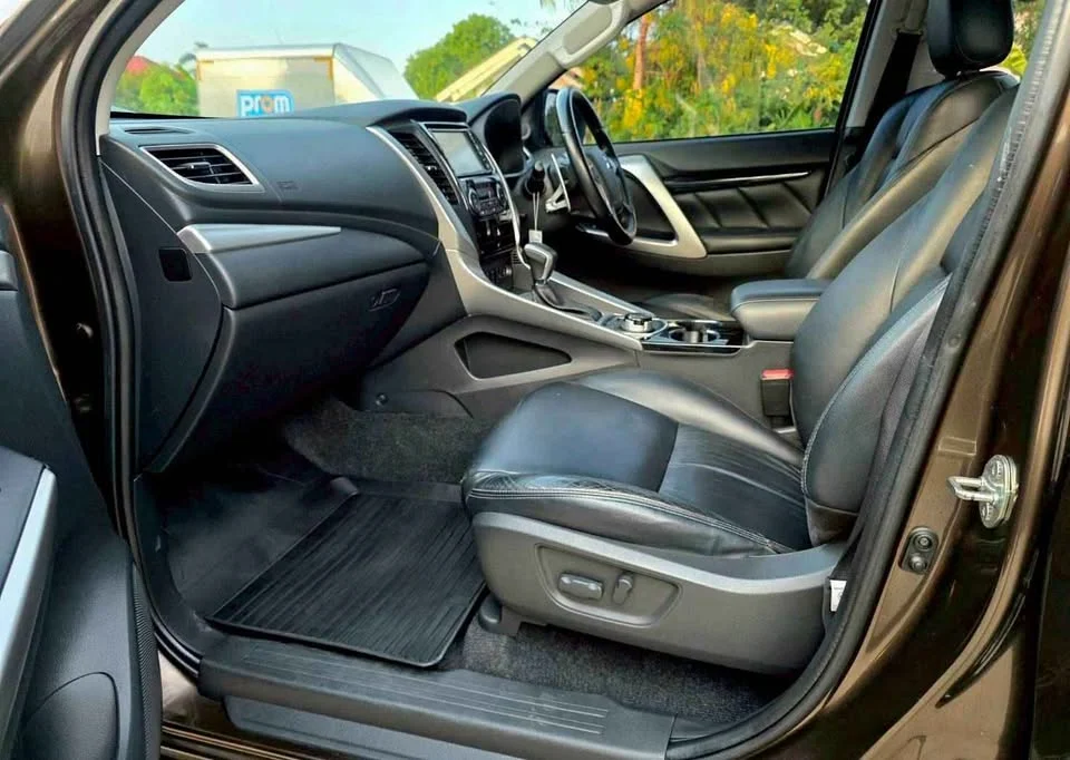 2015 Mitsubishi Pajero Sport III 2