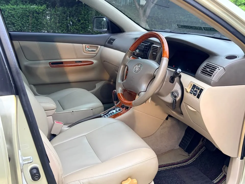 2001 Toyota Corolla Altis IX (E120) 2