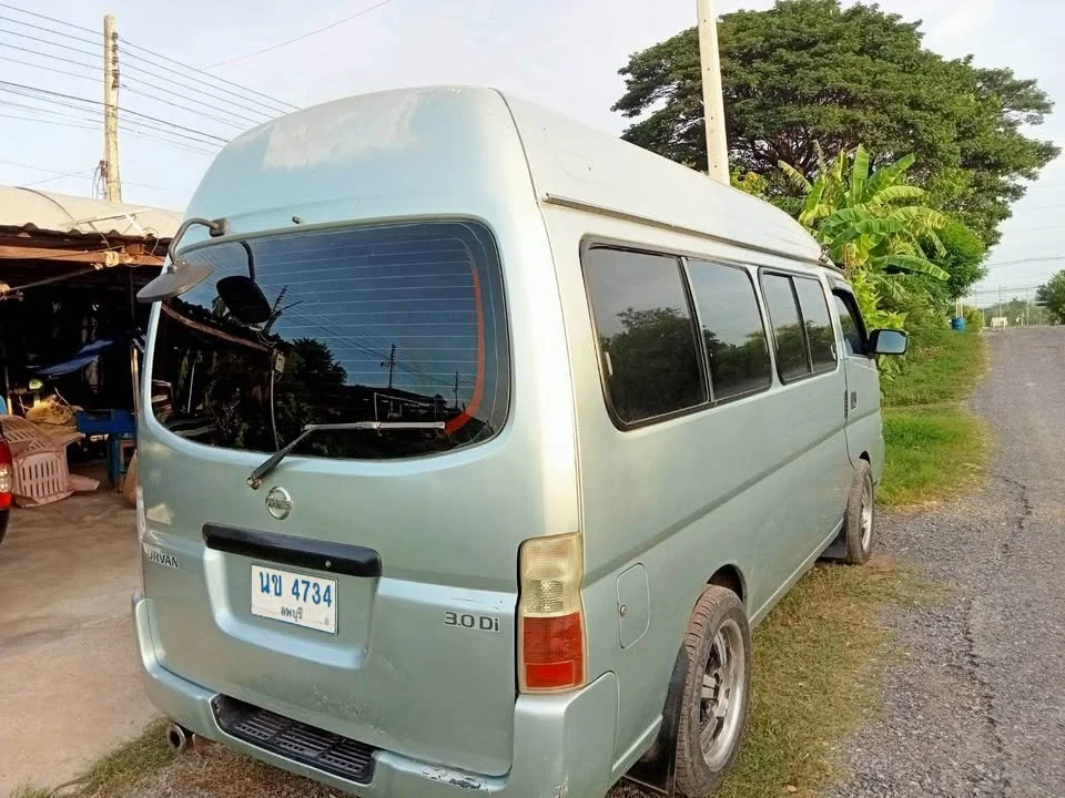 2004 Nissan Urvan V (E25) 3