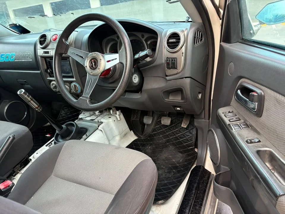 2009 Isuzu D-Max I 3
