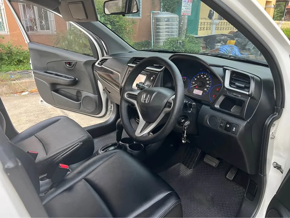 2018 Honda Mobilio II 2