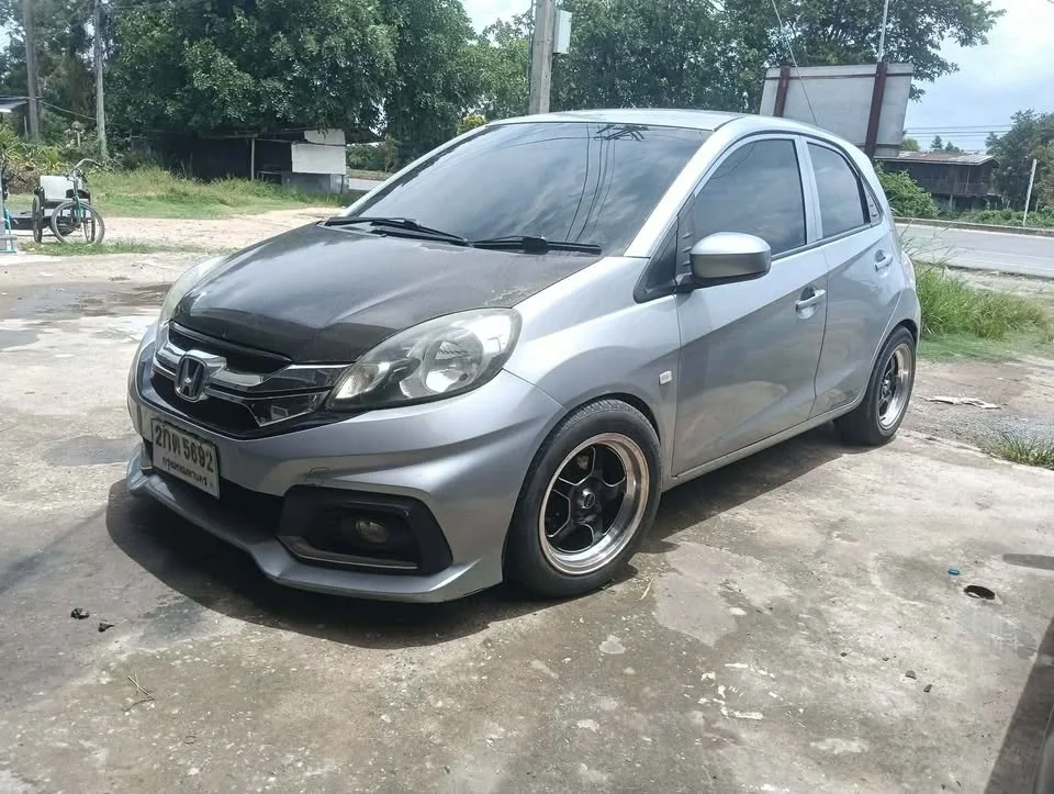 2012 Honda Mobilio II 2