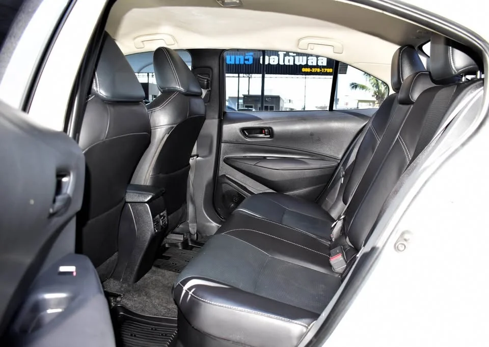 2019 Toyota Corolla Altis XII (E210) 3