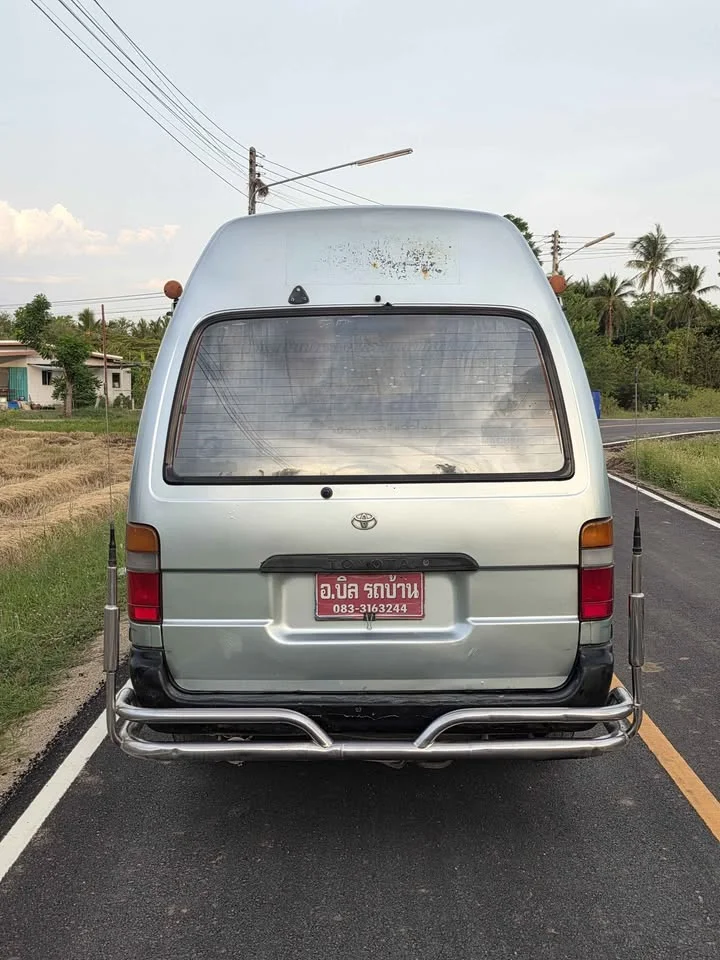 2002 Toyota Commuter IV (H100) 2