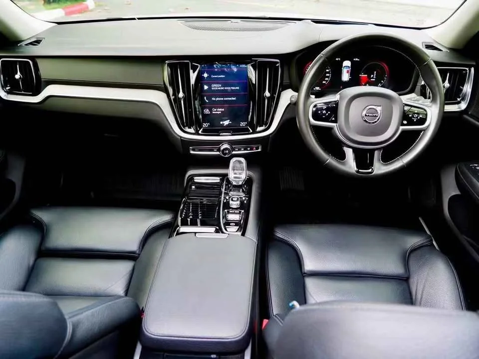 2020 Volvo V60 II 2