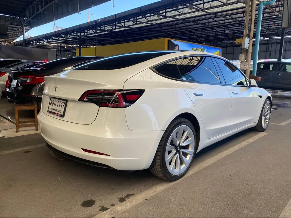 2022 Tesla Model 3 3