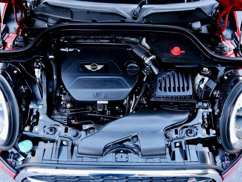 2017 Mini Hatch  III 3
