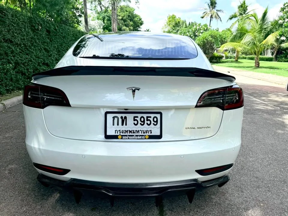 2022 Tesla Model 3 2