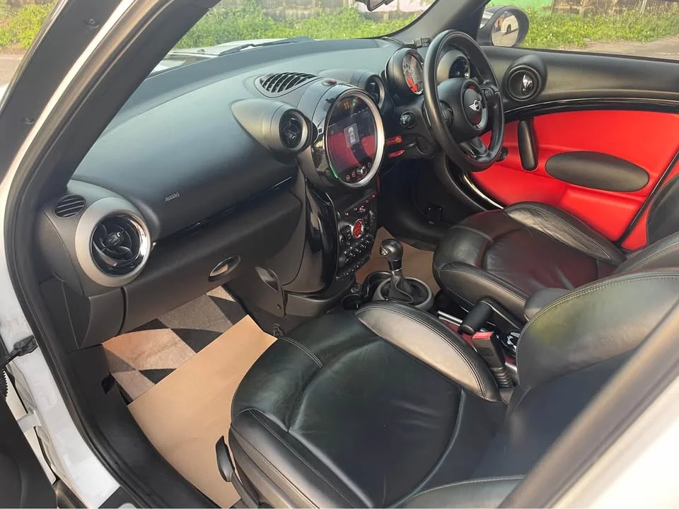2012 Mini Countryman I 3
