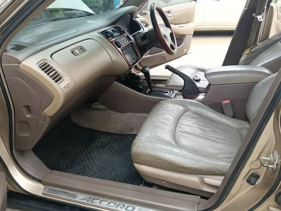 2000 Honda Accord VI 2