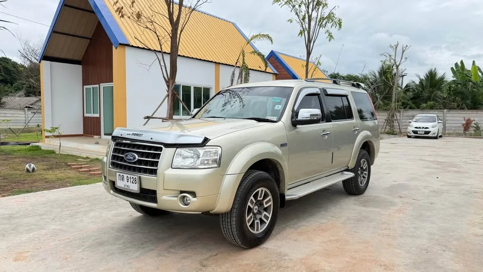 2008 Ford Everest I 3