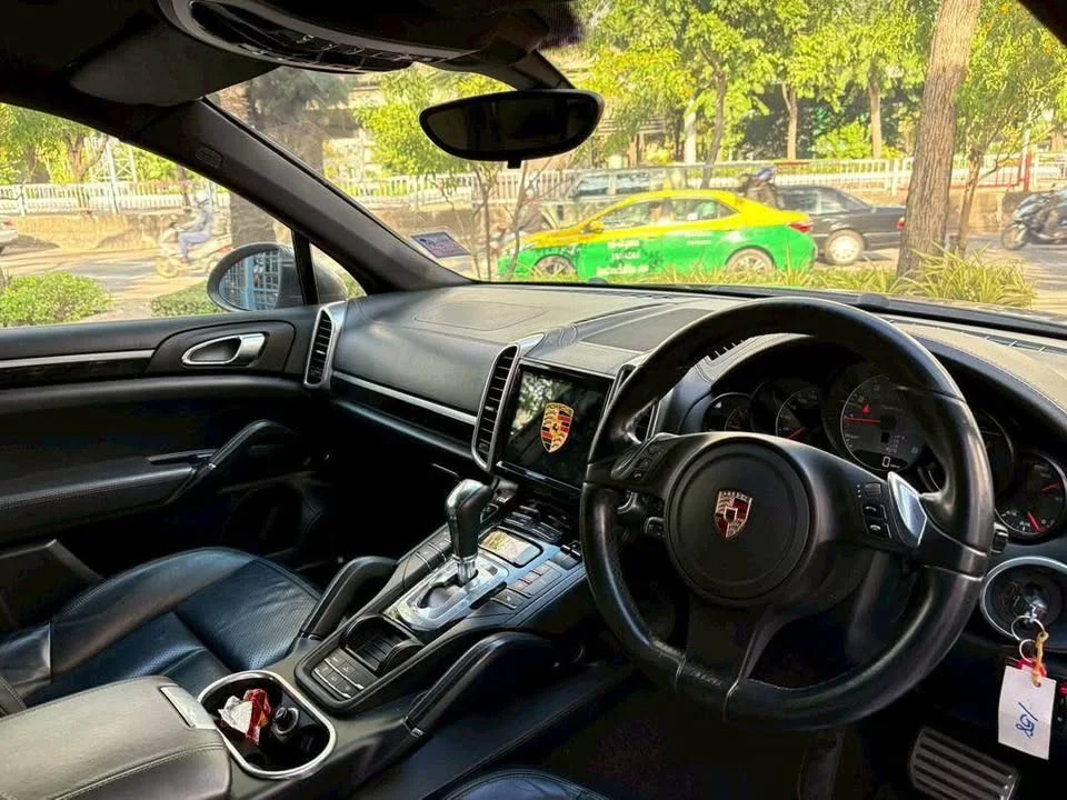 2012 Porsche Cayenne II 3
