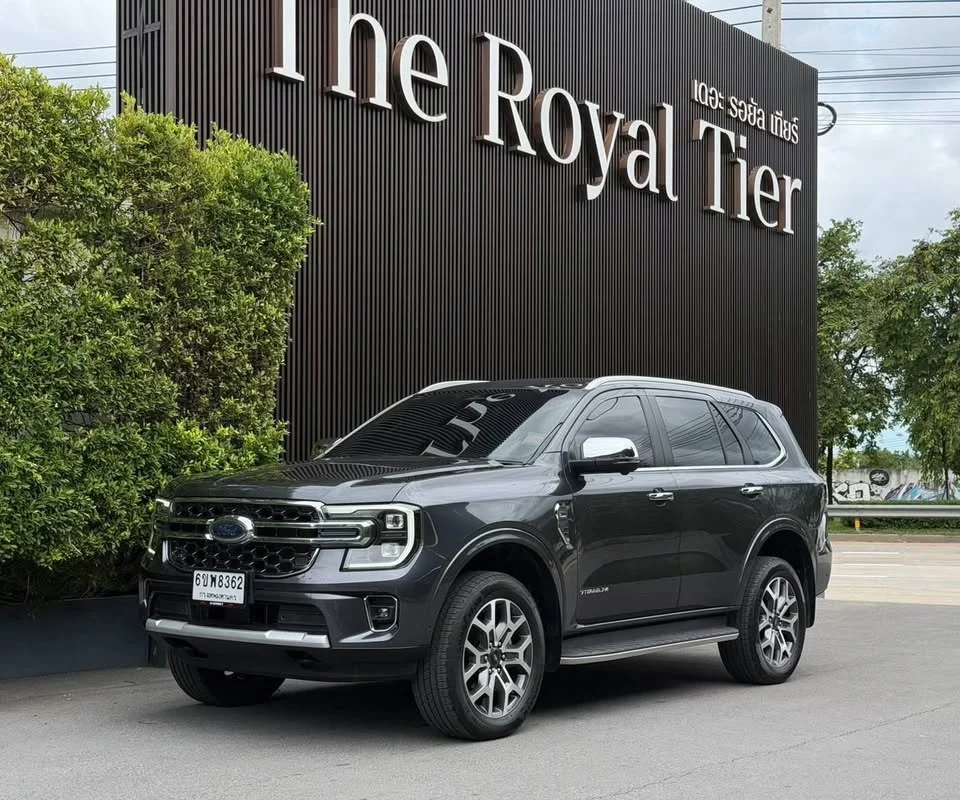 2024 Ford Everest III 2