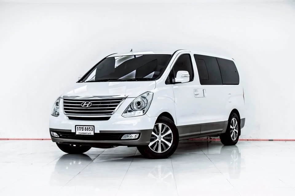 2012 Hyundai H-1 II 2