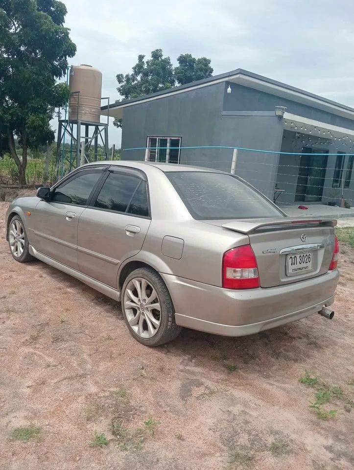 2003 Mazda 323 VIII 3