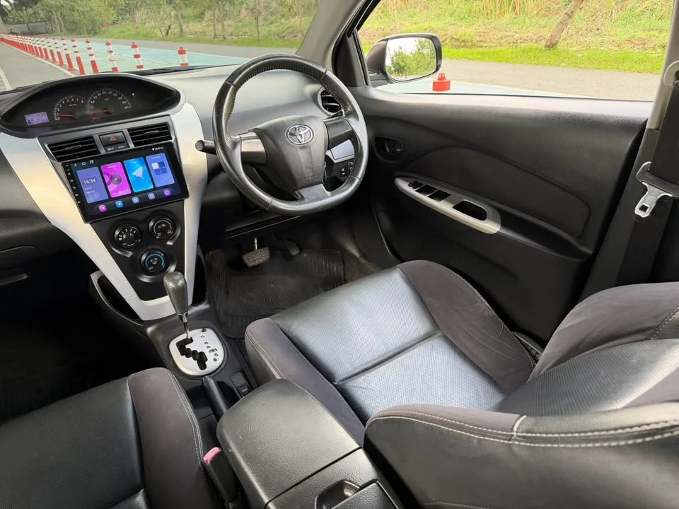 2012 Toyota Vios II 3