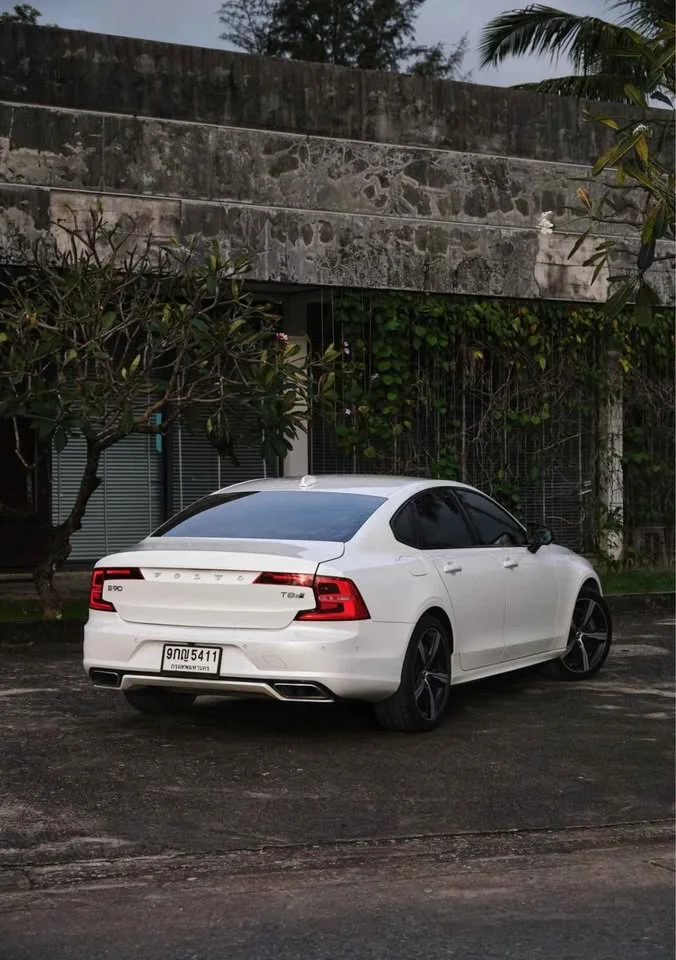 2019 Volvo S90 II 2