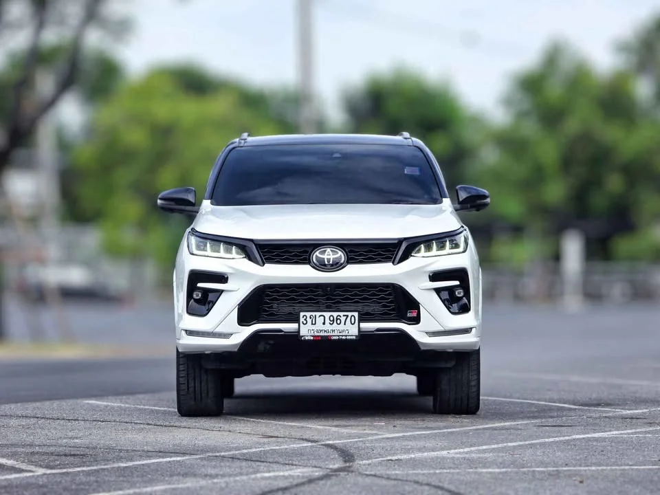 2022 Toyota Fortuner II 2