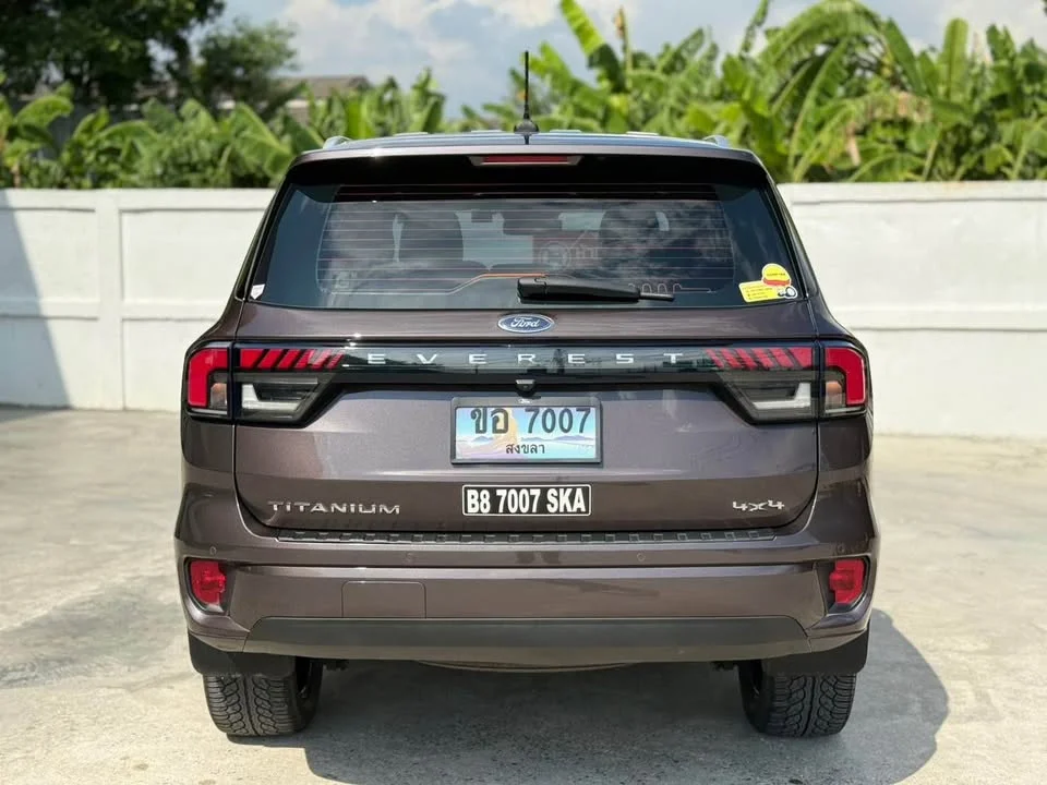 2022 Ford Everest III 3