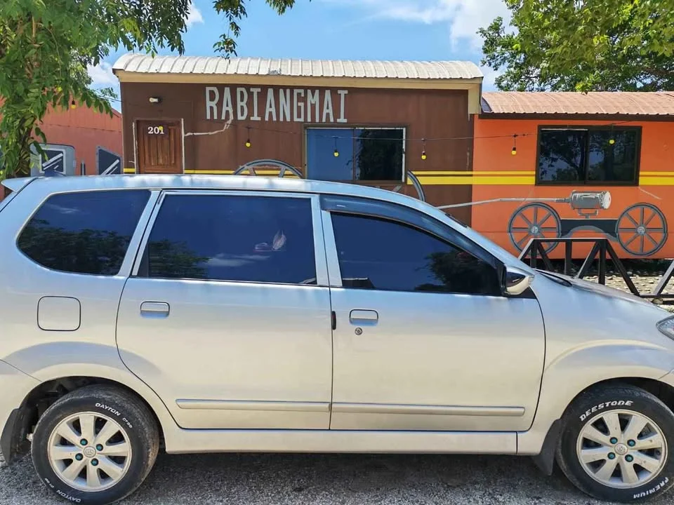 2010 Toyota Avanza I 3