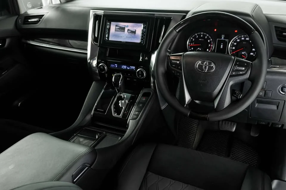 2016 Toyota Alphard, Vellfire III (AH30) 3