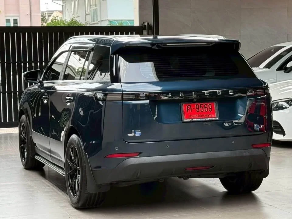 2025 Land Rover Range Rover Sport III 2