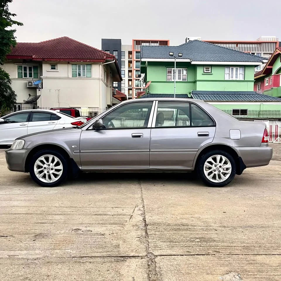 2002 Honda City III 2