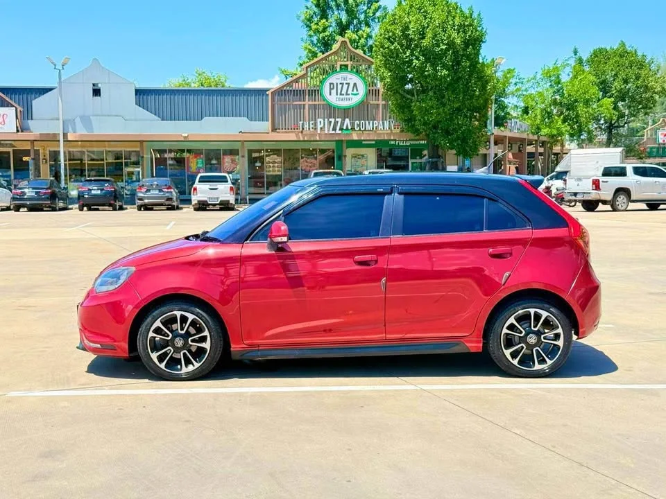 2017 MG 3 II 3