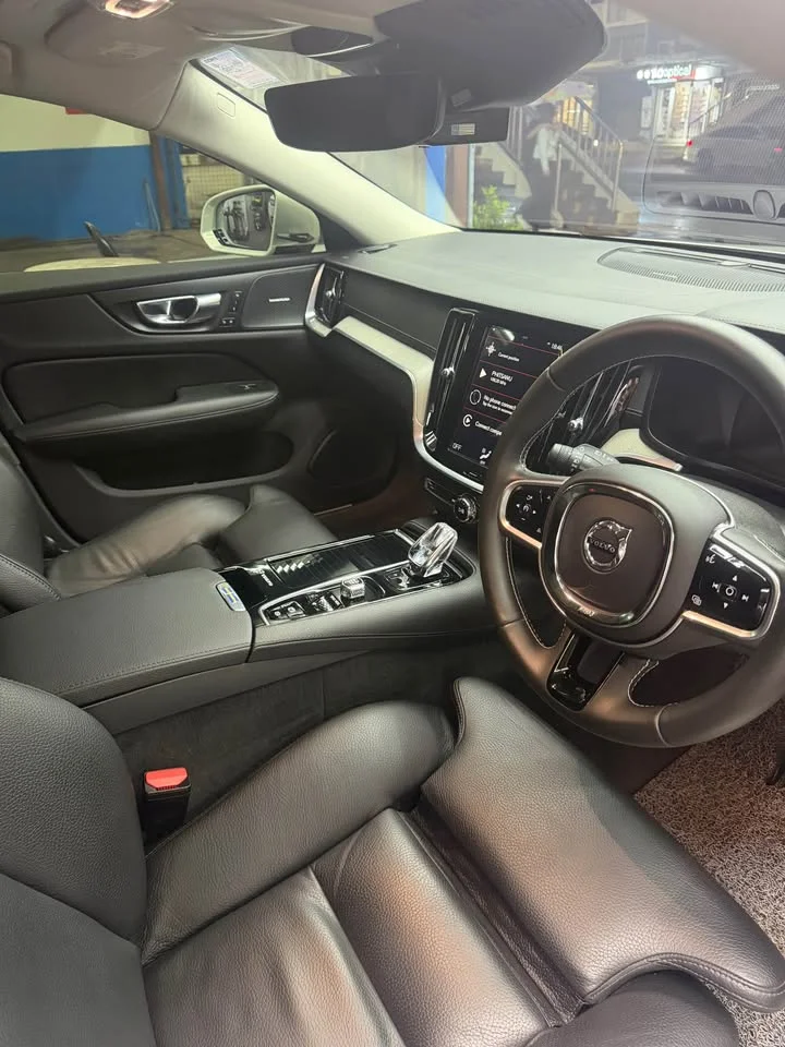 2020 Volvo V60 II 2