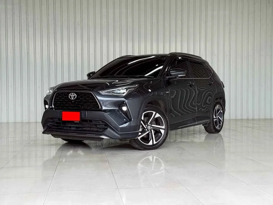 2025 Toyota Yaris Cross AC200 2