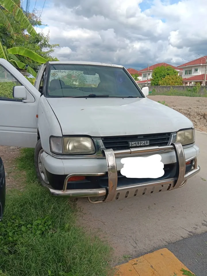 2001 Isuzu Faster Dragon Eyes III 2