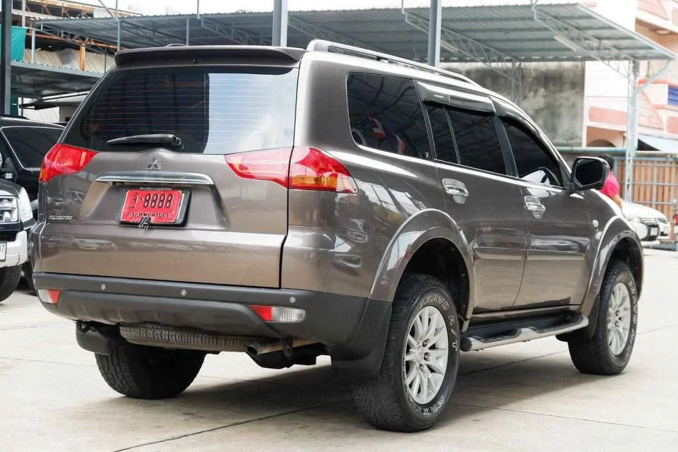 2011 Mitsubishi Pajero Sport II 3